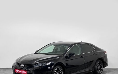 Toyota Camry, 2018 год, 3 099 000 рублей, 1 фотография