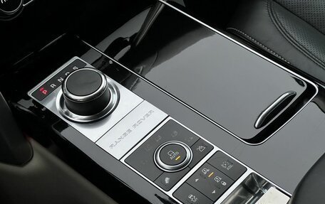 Land Rover Range Rover IV рестайлинг, 2014 год, 3 690 000 рублей, 28 фотография