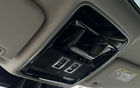 Land Rover Range Rover IV рестайлинг, 2014 год, 3 690 000 рублей, 24 фотография