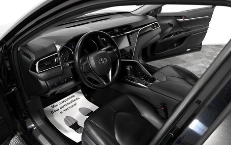 Toyota Camry, 2018 год, 3 099 000 рублей, 5 фотография