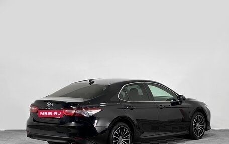 Toyota Camry, 2018 год, 3 099 000 рублей, 2 фотография