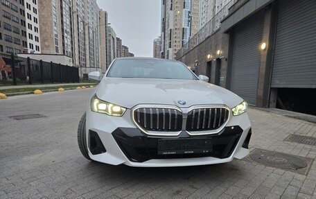 BMW 5 серия, 2025 год, 8 250 000 рублей, 2 фотография