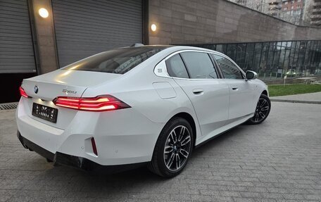 BMW 5 серия, 2025 год, 8 250 000 рублей, 5 фотография