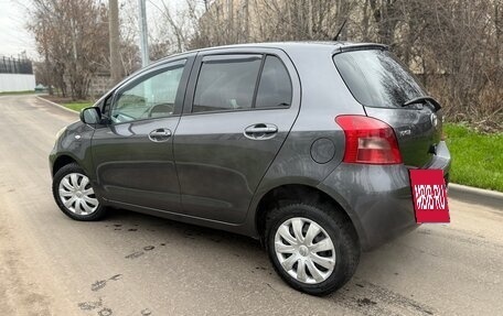 Toyota Yaris III рестайлинг, 2008 год, 700 000 рублей, 4 фотография