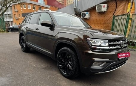 Volkswagen Teramont I, 2018 год, 2 850 000 рублей, 8 фотография