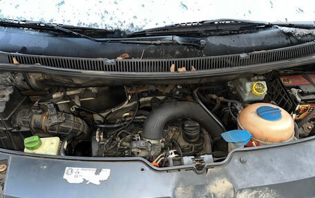 Volkswagen Caravelle T5, 2011 год, 1 550 000 рублей, 10 фотография