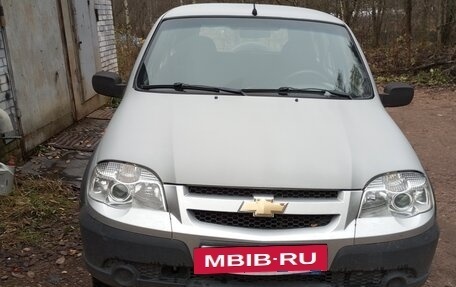 Chevrolet Niva I рестайлинг, 2010 год, 470 000 рублей, 9 фотография