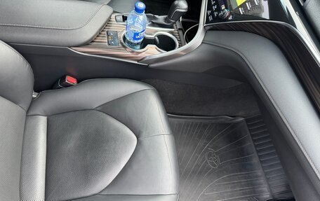 Toyota Camry, 2018 год, 2 870 000 рублей, 7 фотография