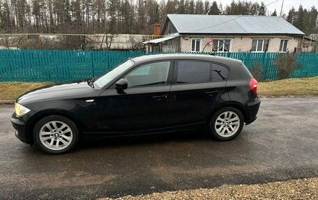 BMW 1 серия, 2011 год, 750 000 рублей, 4 фотография