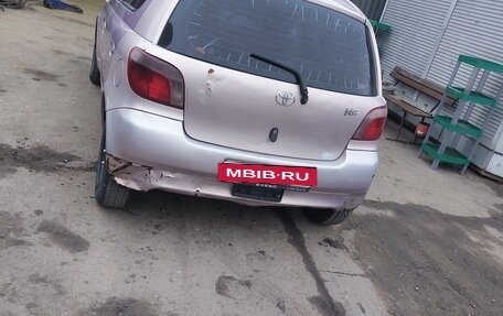 Toyota Vitz, 2000 год, 3 фотография