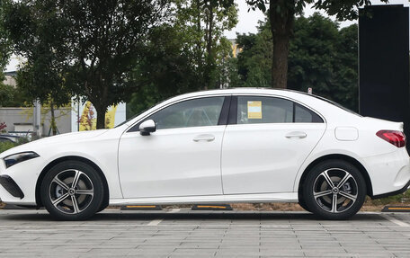 Mercedes-Benz A-Класс, 2025 год, 3 800 013 рублей, 5 фотография