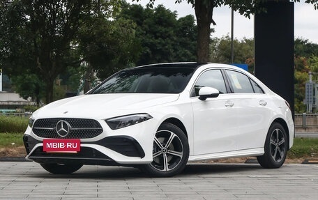 Mercedes-Benz A-Класс, 2025 год, 3 800 013 рублей, 3 фотография