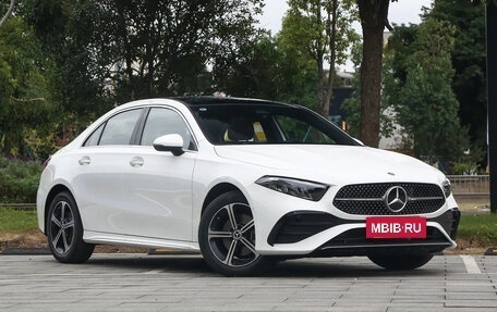 Mercedes-Benz A-Класс, 2025 год, 3 800 013 рублей, 4 фотография