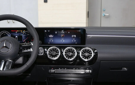 Mercedes-Benz A-Класс, 2025 год, 3 800 013 рублей, 25 фотография