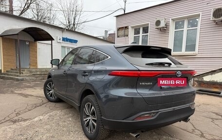 Toyota Venza, 2021 год, 3 600 000 рублей, 7 фотография