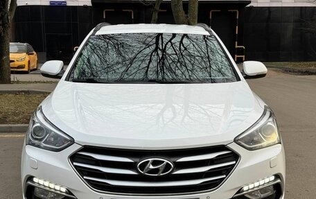 Hyundai Santa Fe III рестайлинг, 2017 год, 2 050 000 рублей, 1 фотография