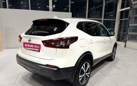Nissan Qashqai, 2022 год, 2 260 000 рублей, 5 фотография
