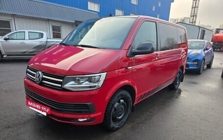 Volkswagen Caravelle T6 рестайлинг, 2019 год, 3 850 000 рублей, 4 фотография