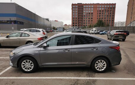 Hyundai Solaris II рестайлинг, 2018 год, 1 550 000 рублей, 1 фотография