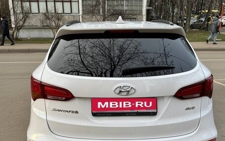 Hyundai Santa Fe III рестайлинг, 2017 год, 2 050 000 рублей, 4 фотография