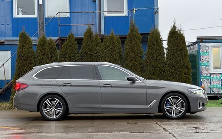 BMW 5 серия, 2021 год, 5 400 000 рублей, 3 фотография