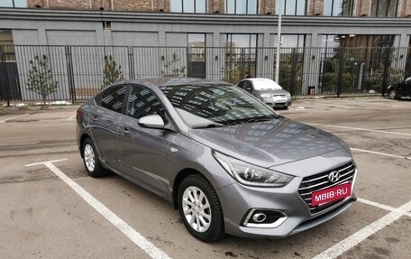 Hyundai Solaris II рестайлинг, 2018 год, 1 550 000 рублей, 3 фотография