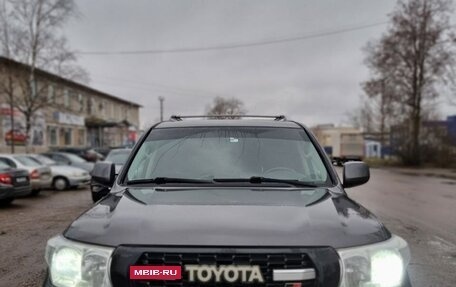 Toyota Land Cruiser 200, 2012 год, 3 000 000 рублей, 2 фотография