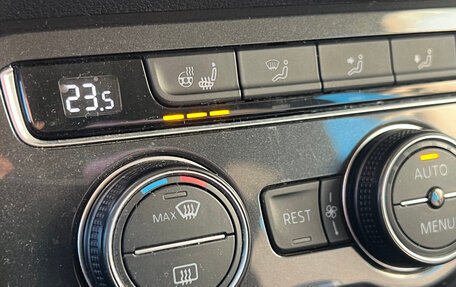 Volkswagen Tiguan II, 2019 год, 2 150 000 рублей, 10 фотография