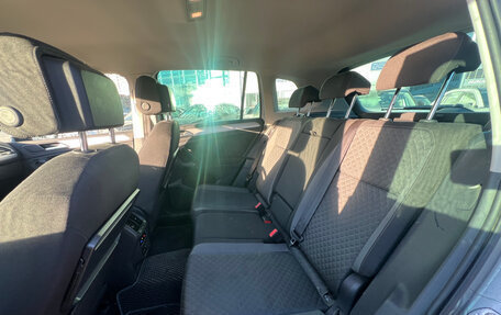 Volkswagen Tiguan II, 2019 год, 2 150 000 рублей, 12 фотография