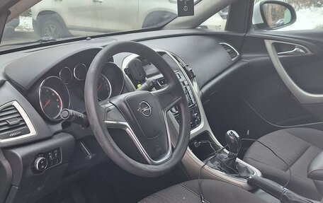 Opel Astra J, 2011 год, 420 000 рублей, 2 фотография