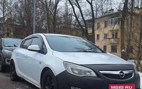 Opel Astra J, 2011 год, 420 000 рублей, 6 фотография