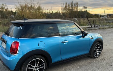 MINI Hatch, 2018 год, 1 777 000 рублей, 2 фотография