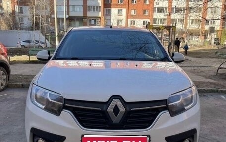 Renault Logan II, 2018 год, 720 000 рублей, 1 фотография