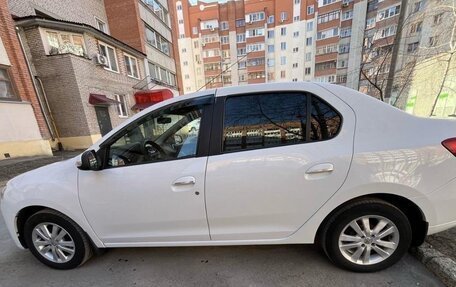 Renault Logan II, 2018 год, 720 000 рублей, 5 фотография
