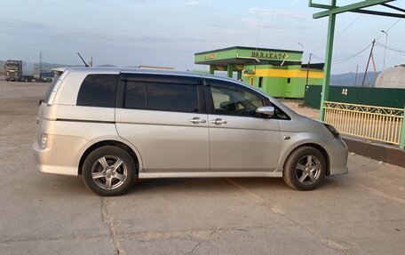 Toyota ISis I, 2014 год, 1 200 000 рублей, 2 фотография