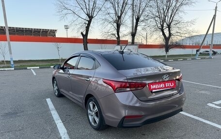 Hyundai Solaris II рестайлинг, 2018 год, 1 790 000 рублей, 4 фотография