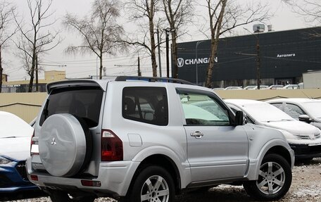 Mitsubishi Pajero III рестайлинг, 2004 год, 999 000 рублей, 2 фотография