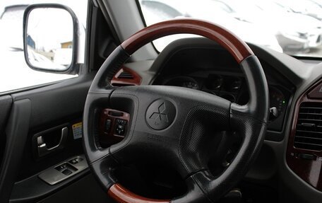 Mitsubishi Pajero III рестайлинг, 2004 год, 999 000 рублей, 6 фотография