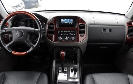 Mitsubishi Pajero III рестайлинг, 2004 год, 999 000 рублей, 7 фотография