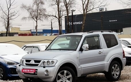 Mitsubishi Pajero III рестайлинг, 2004 год, 999 000 рублей, 3 фотография