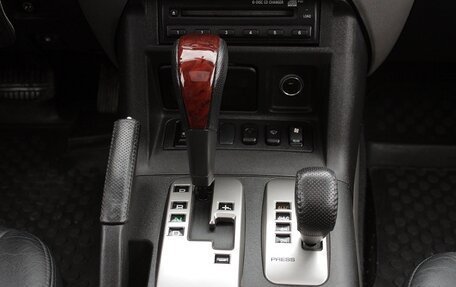 Mitsubishi Pajero III рестайлинг, 2004 год, 999 000 рублей, 9 фотография