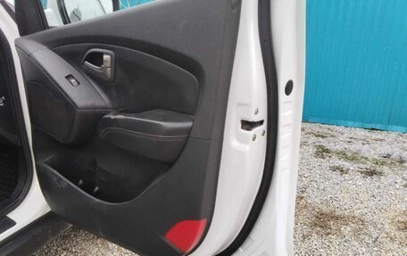 Hyundai ix35 I рестайлинг, 2013 год, 1 150 000 рублей, 21 фотография