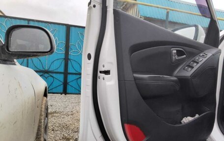 Hyundai ix35 I рестайлинг, 2013 год, 1 150 000 рублей, 22 фотография