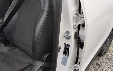 Hyundai ix35 I рестайлинг, 2013 год, 1 150 000 рублей, 24 фотография