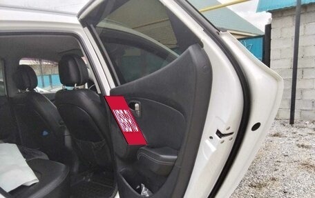 Hyundai ix35 I рестайлинг, 2013 год, 1 150 000 рублей, 20 фотография