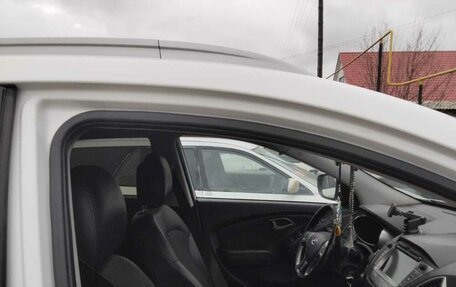 Hyundai ix35 I рестайлинг, 2013 год, 1 150 000 рублей, 26 фотография