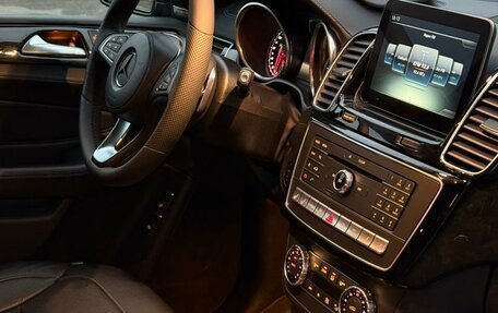 Mercedes-Benz GLS, 2016 год, 4 500 000 рублей, 13 фотография