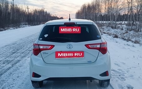 Toyota Vitz, 2017 год, 1 050 000 рублей, 5 фотография