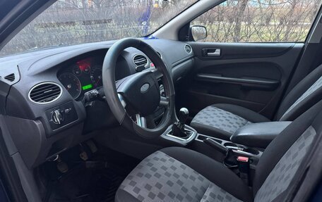 Ford Focus II рестайлинг, 2006 год, 195 000 рублей, 5 фотография