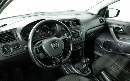 Volkswagen Polo VI (EU Market), 2015 год, 799 585 рублей, 11 фотография